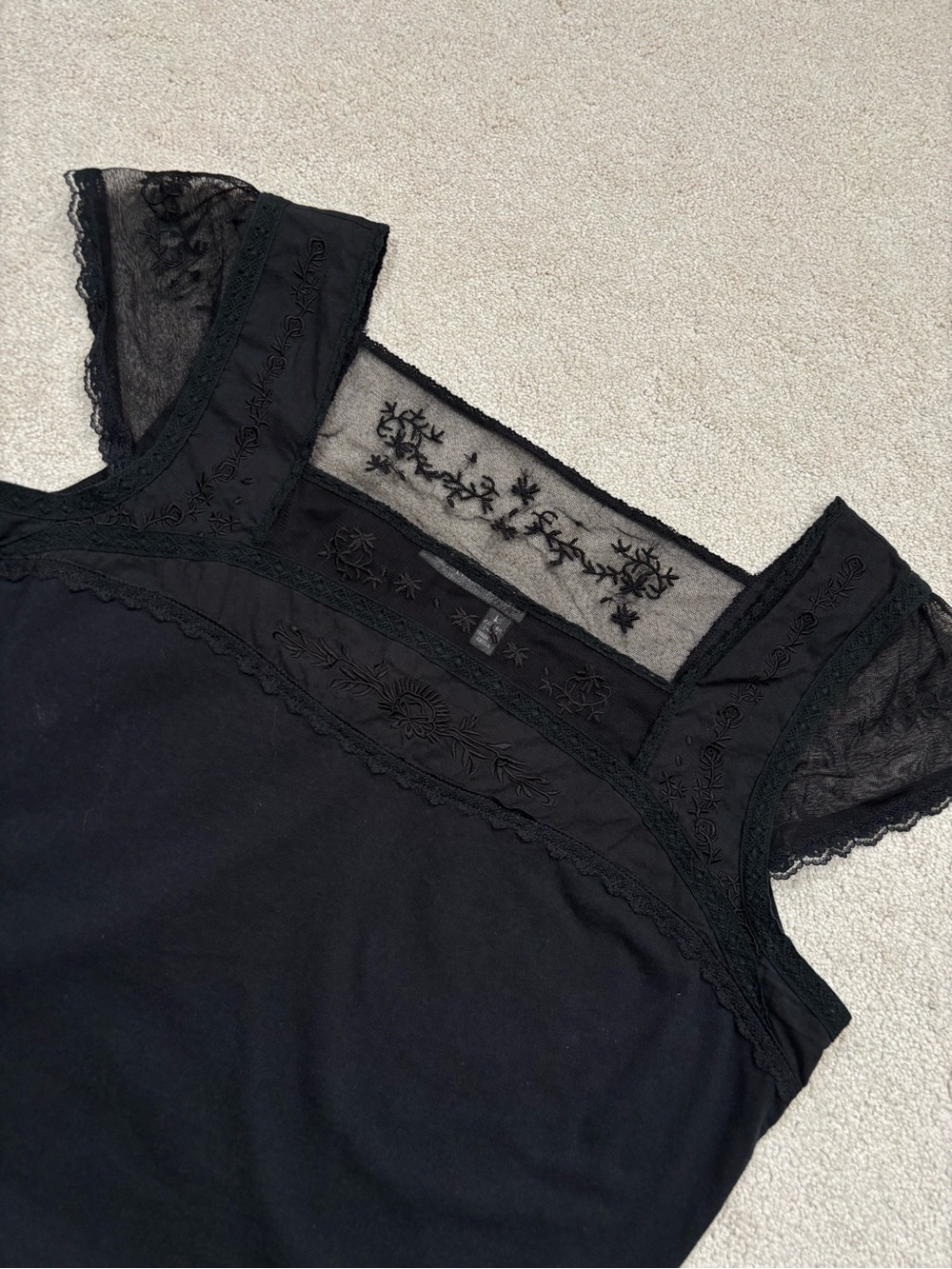 Tristan & Iseut Whimsigoth Black Lace Mesh Embroidered Cap Sleeve Top Size L